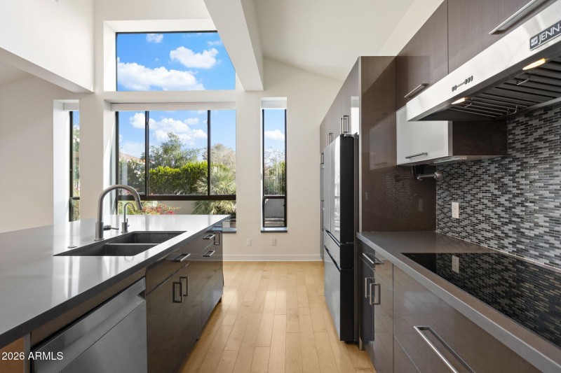 12-web-or-mls-DSCF3133