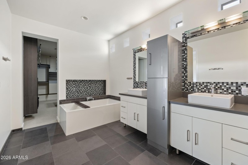 15-web-or-mls-DSCF3097