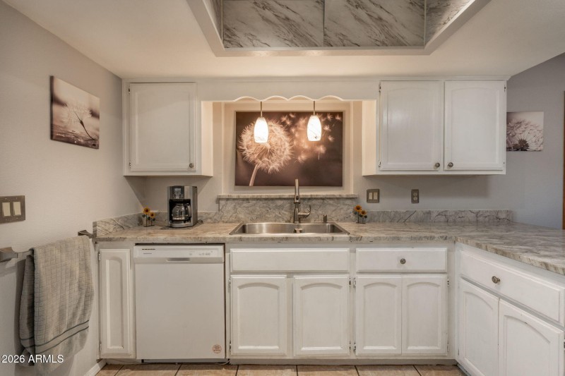 23-web-or-mls-1539-e-arrowhead-ln`