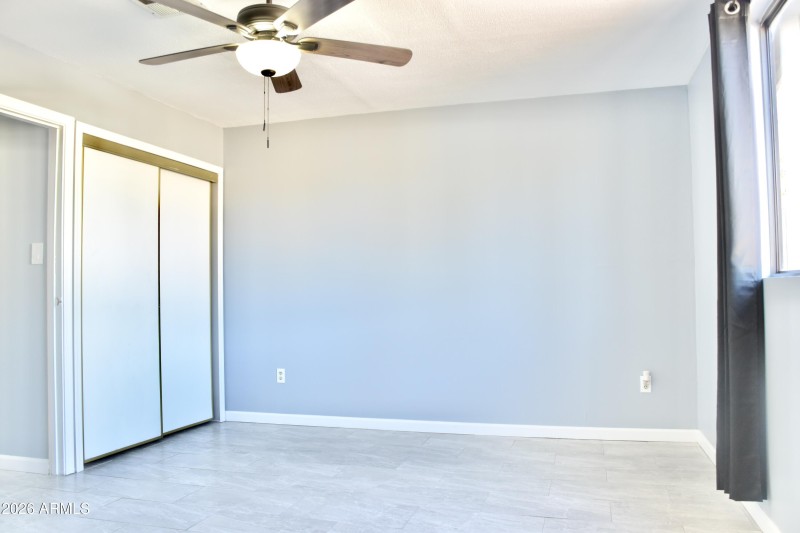 sting 2312 E HARVARD ST 15