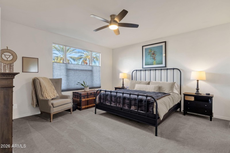 7-web-or-mls-4306-e-erie-st