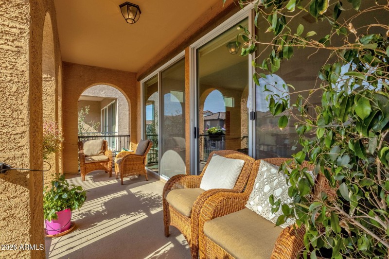 35-web-or-mls-4306-e-erie-st