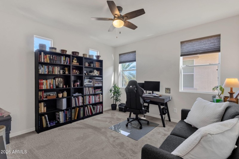 39-web-or-mls-4306-e-erie-st