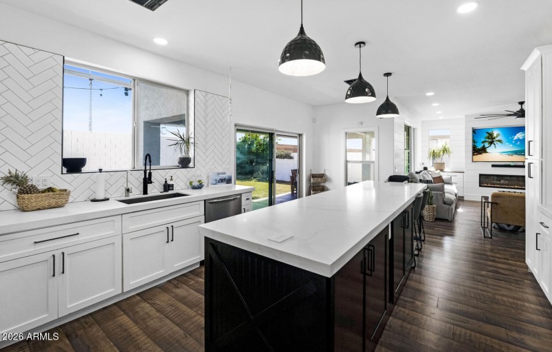 Kitchen 4