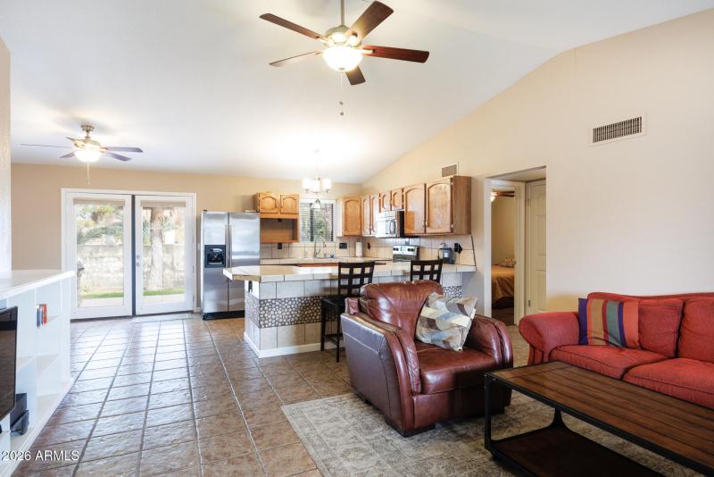 1262 E Crown - Front Entry View