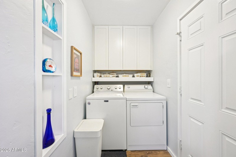 31-web-or-mls-W Clarendon Ave-S2901-031