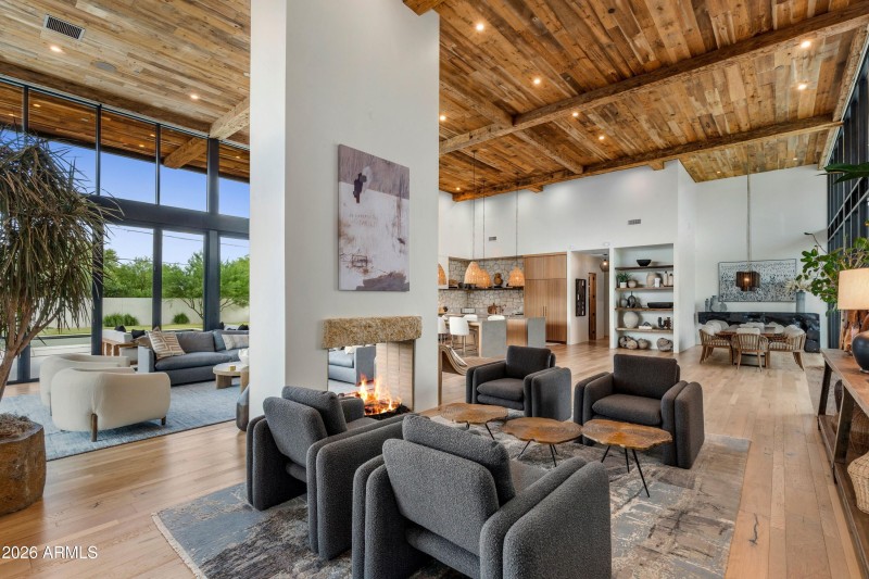 Living area 2
