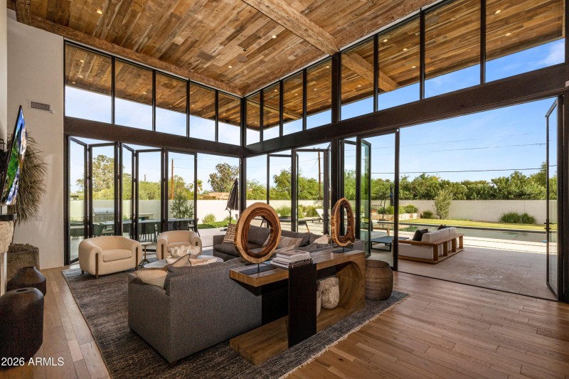 Living area 1