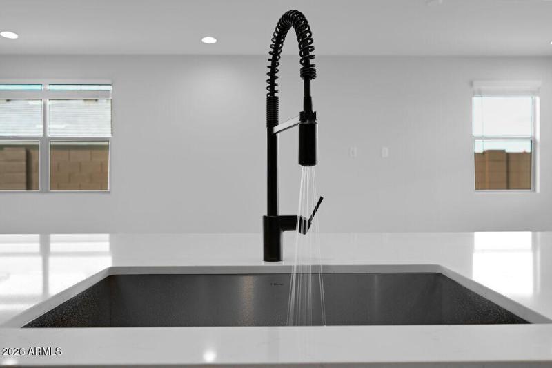 hj-az-phoenix-lucero-sandstone-lot-64-ki