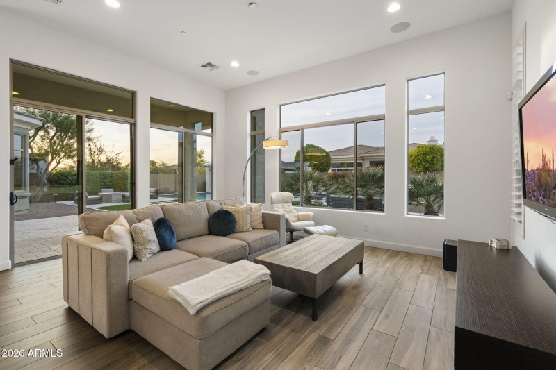 Modern Family Room w Bkyd Oasis Access