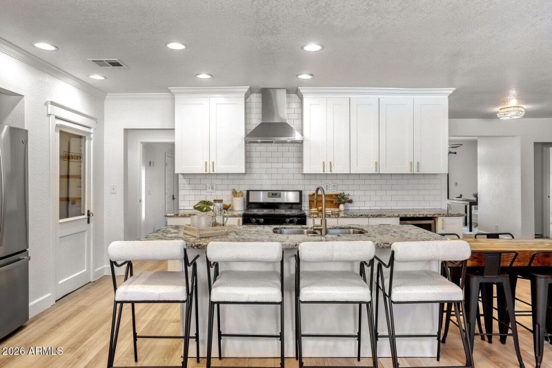 4036 North 40th Place - Web Quality - 00