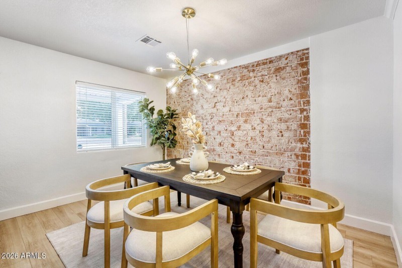 4036 North 40th Place - Web Quality - 01