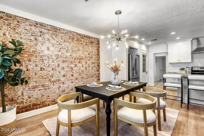 4036 North 40th Place - Web Quality - 01