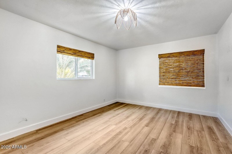 4036 North 40th Place - Web Quality - 02