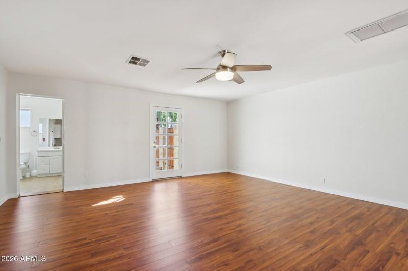 29-web-or-mls-E Evans Dr-S2901-029