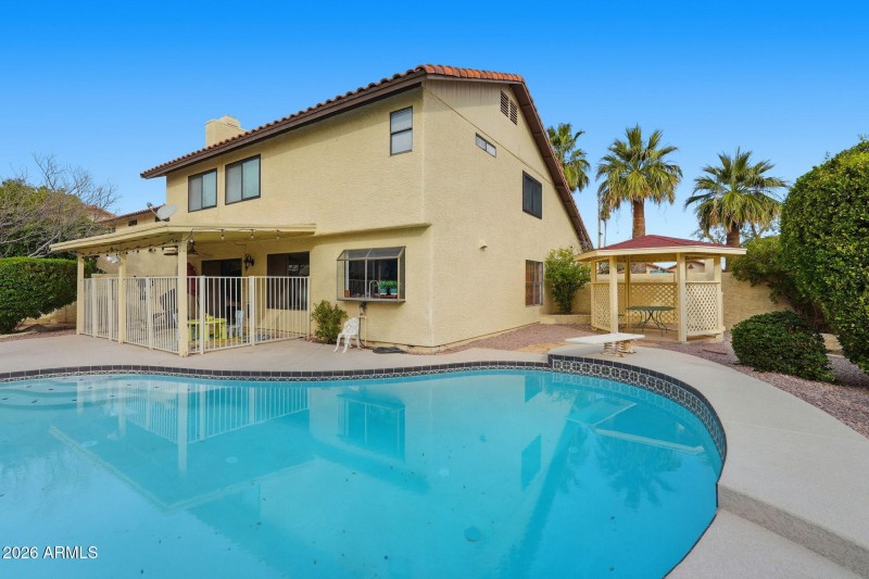 Covered Patio & Gazebo