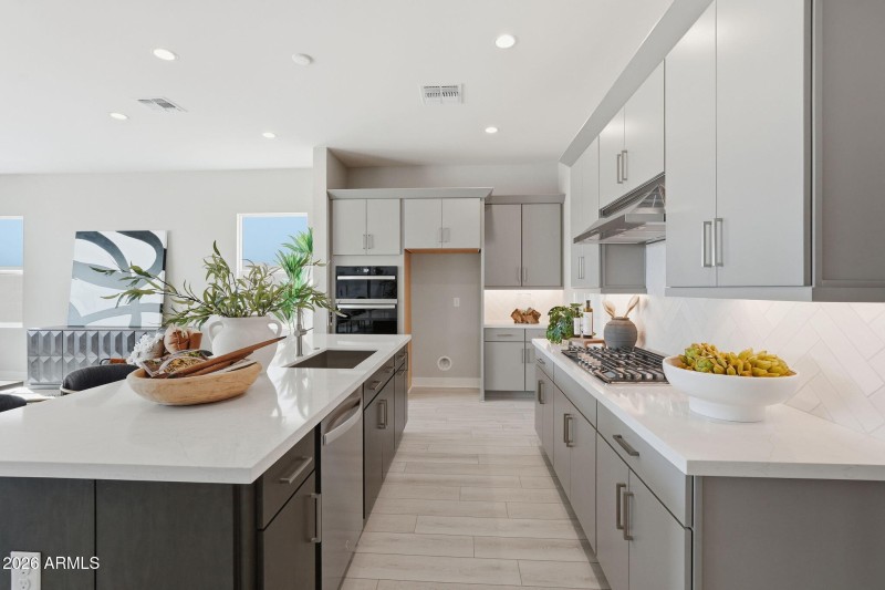 16-web-or-mls-016_ListerPros