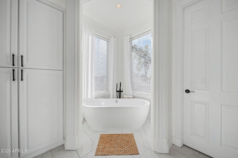 24-web-or-mls-Untitled-24