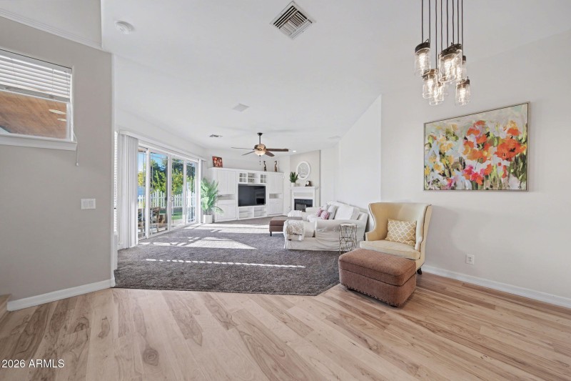 42-web-or-mls-Untitled-42