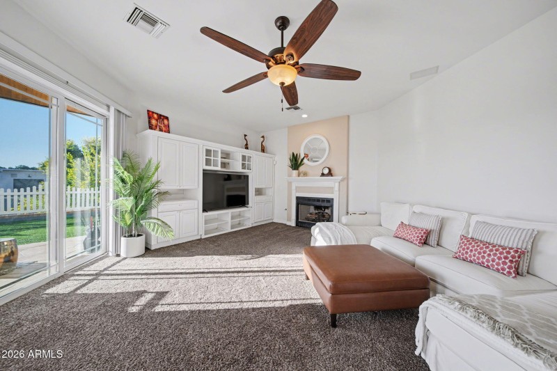 44-web-or-mls-Untitled-44