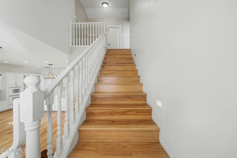 47-web-or-mls-Untitled-47