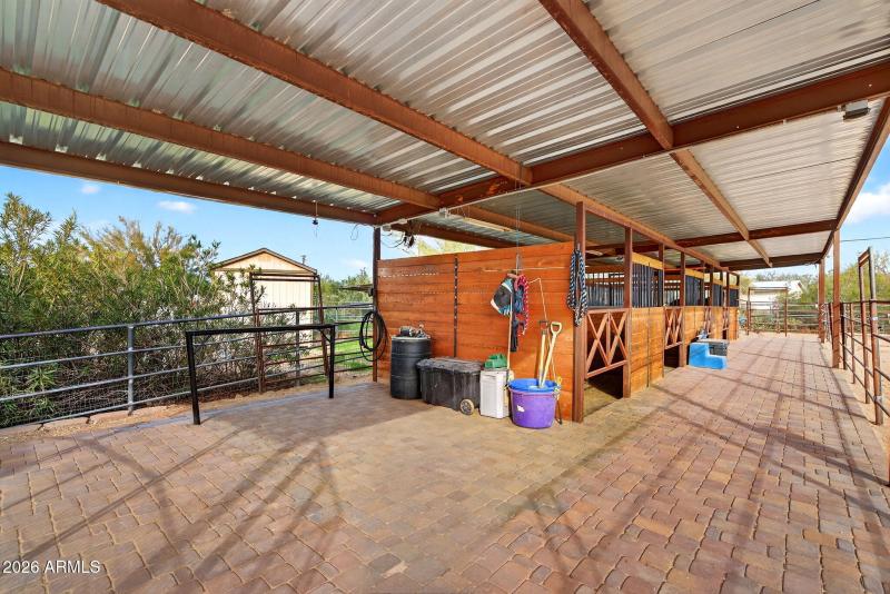 64-web-or-mls-05- E Dixileta Dr