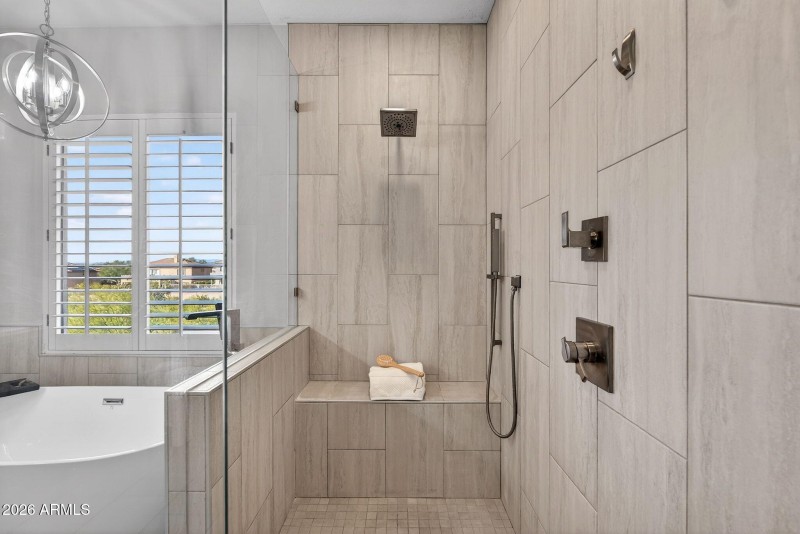 035_60-web-or-mls-69-_e_butherus_dr_56