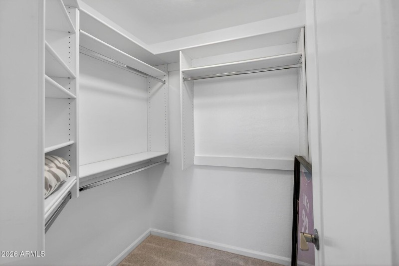 046_88-web-or-mls-83-_e_butherus_dr_575