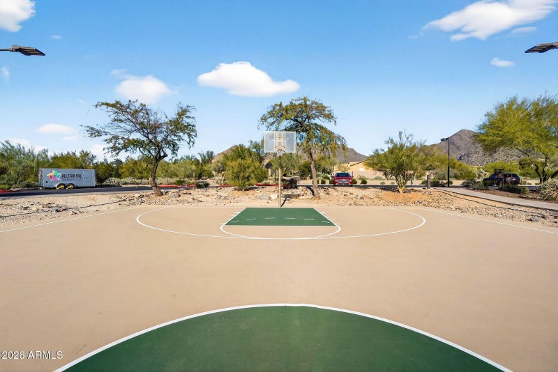 077_163-web-or-mls-04-_e_butherus_dr_1_7