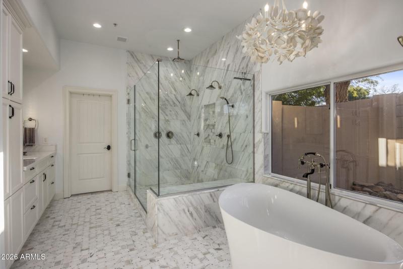 9-web-or-mls-D46A1913