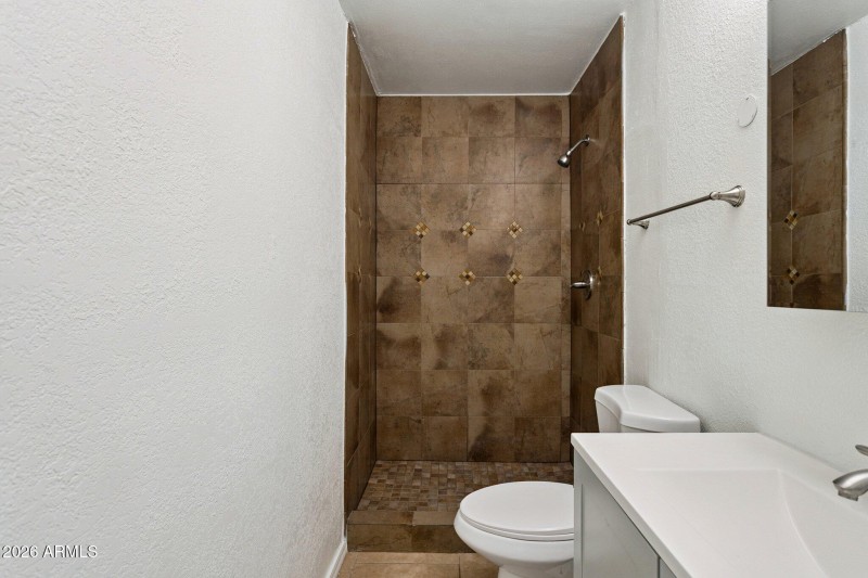 19-web-or-mls-5662-w-mariposa-st