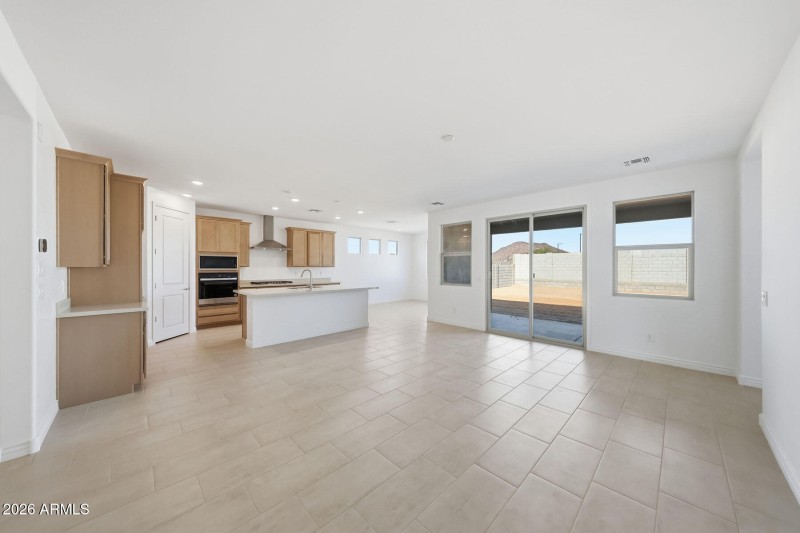 PHX_Miravida_Lot 1175_Dove_14798_Greatro