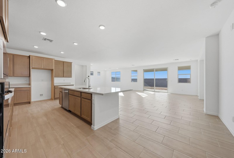 PHX_LasVentanas_Lot 2016_Crimson_18357_K