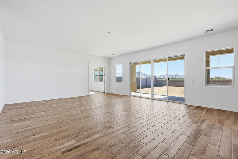 PHX_Empire Pointe_Lot 7054_Pine_226622_G