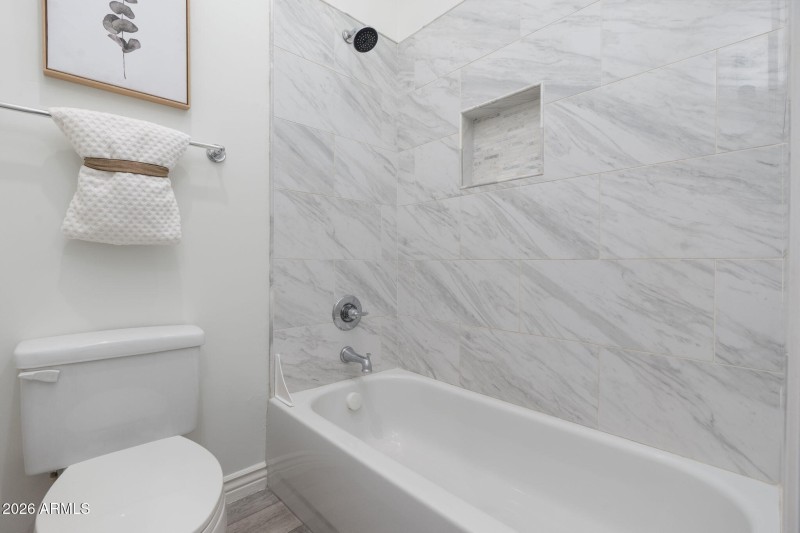 9-web-or-mls-DSC02399 copy