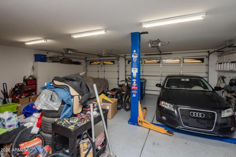 Extended Garage With Lift