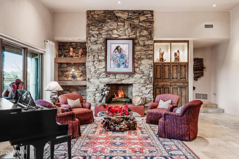 007_Great Room Conversation