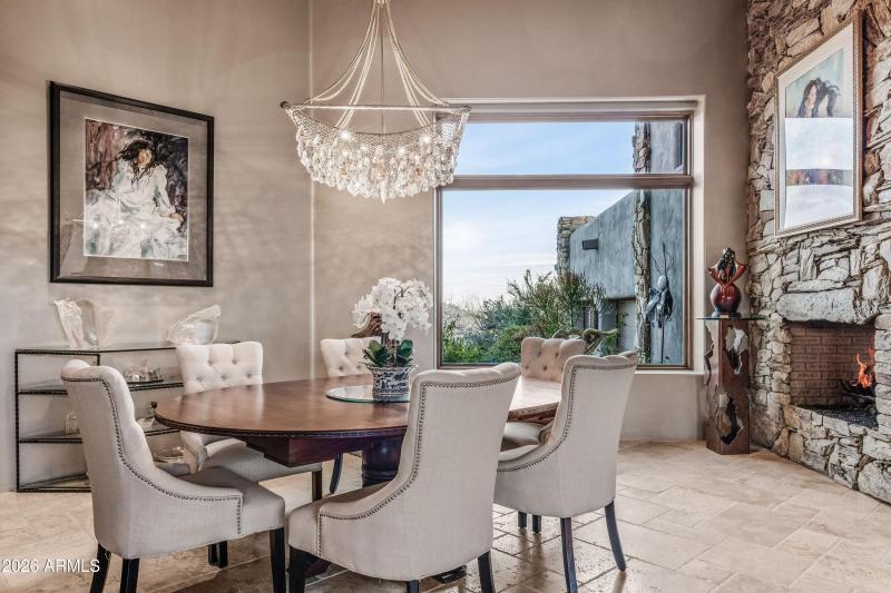 012_Dining Dramatics