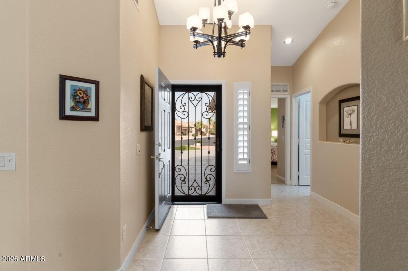 15803 W Windsor entry inside