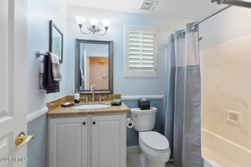15803 W Windsor Guest Bath