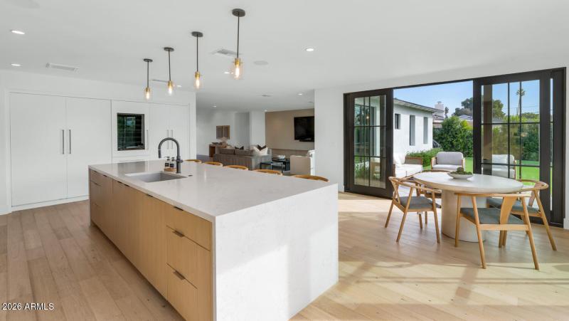 6039 E Calle Camelia-large-018-033-6039