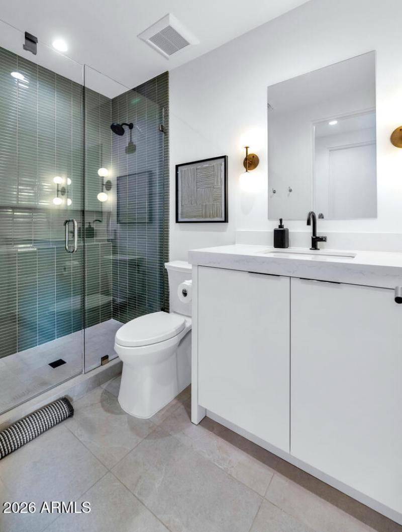 6039 E Calle Camelia-large-036-013-6039