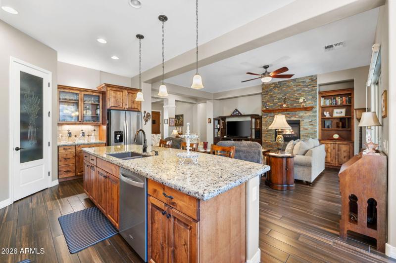 18-Kitchen (2)