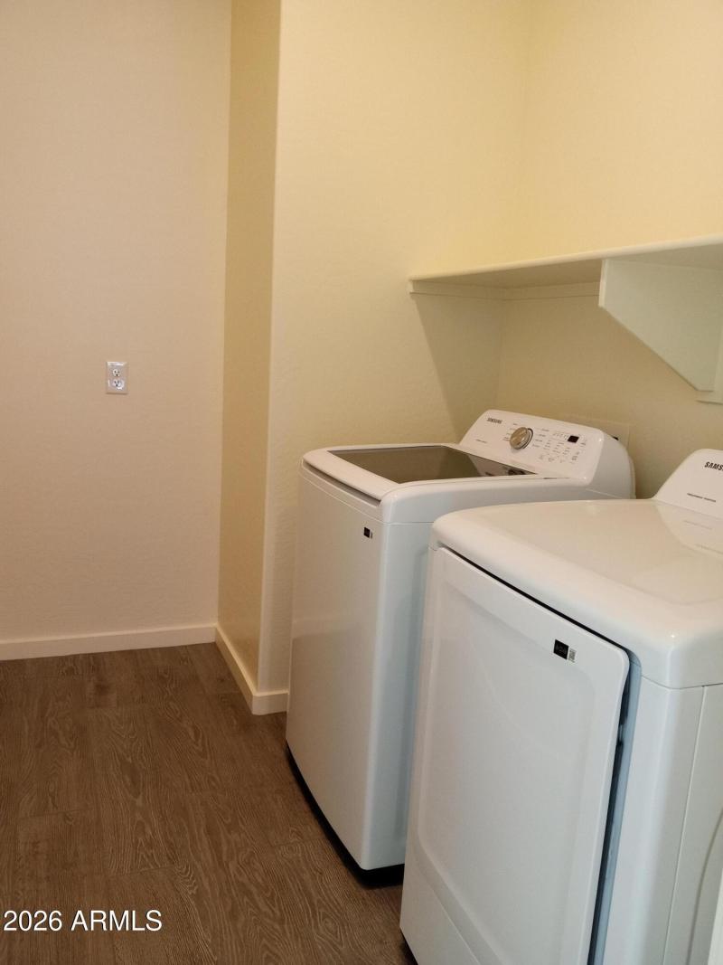 Washer Dryer Included