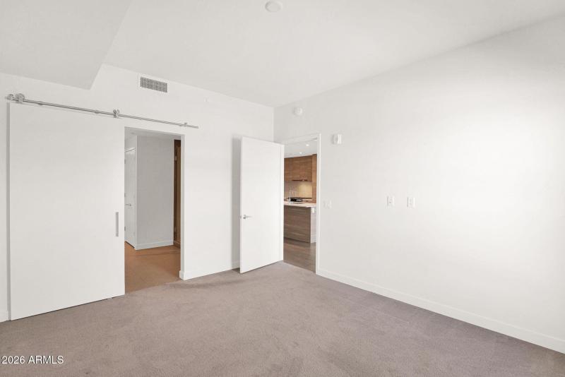 11-web-or-mls-P1460595