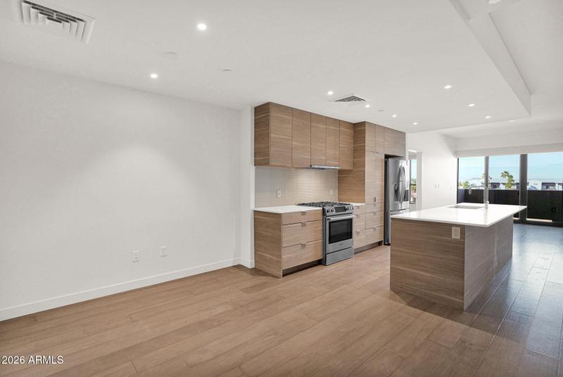 19-web-or-mls-P1460604