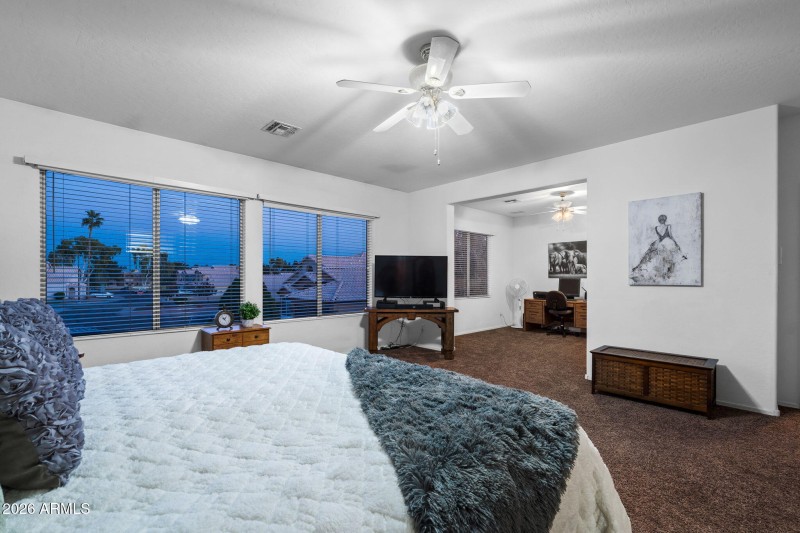 028__1255 N Evergreen St