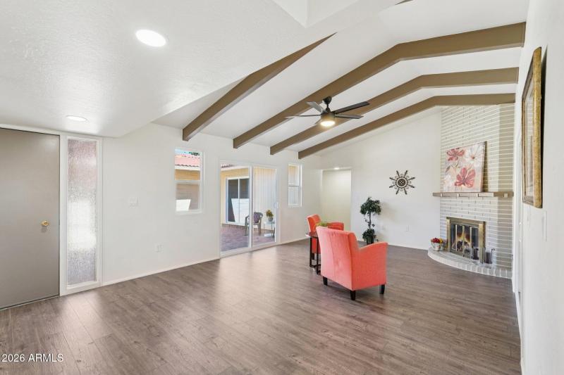 60-web-or-mls-- 10115 W Cheryl Dr-S3101-