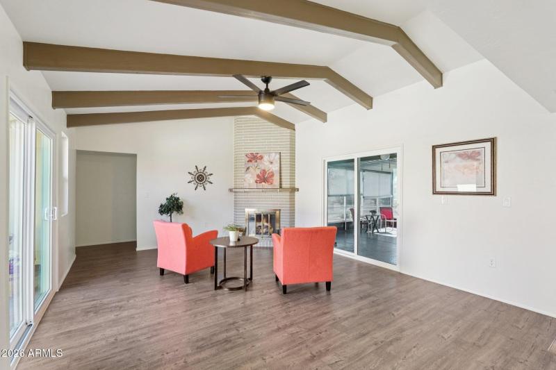 58-web-or-mls-- 10115 W Cheryl Dr-S3101-