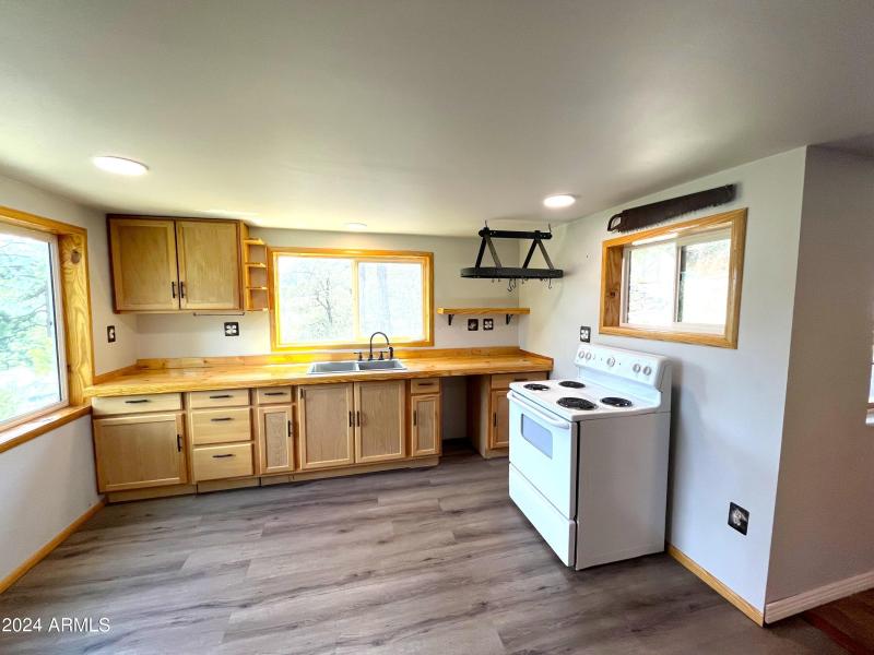 Spacious kitchen